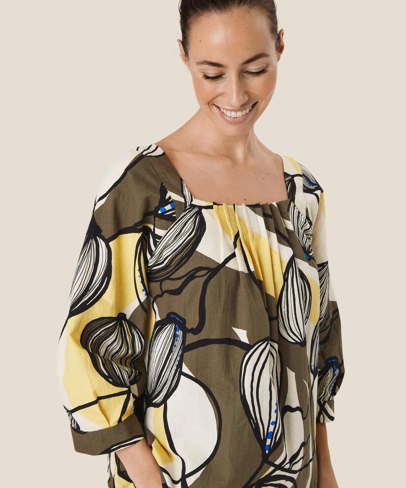 Duffy Blouse, Raffia