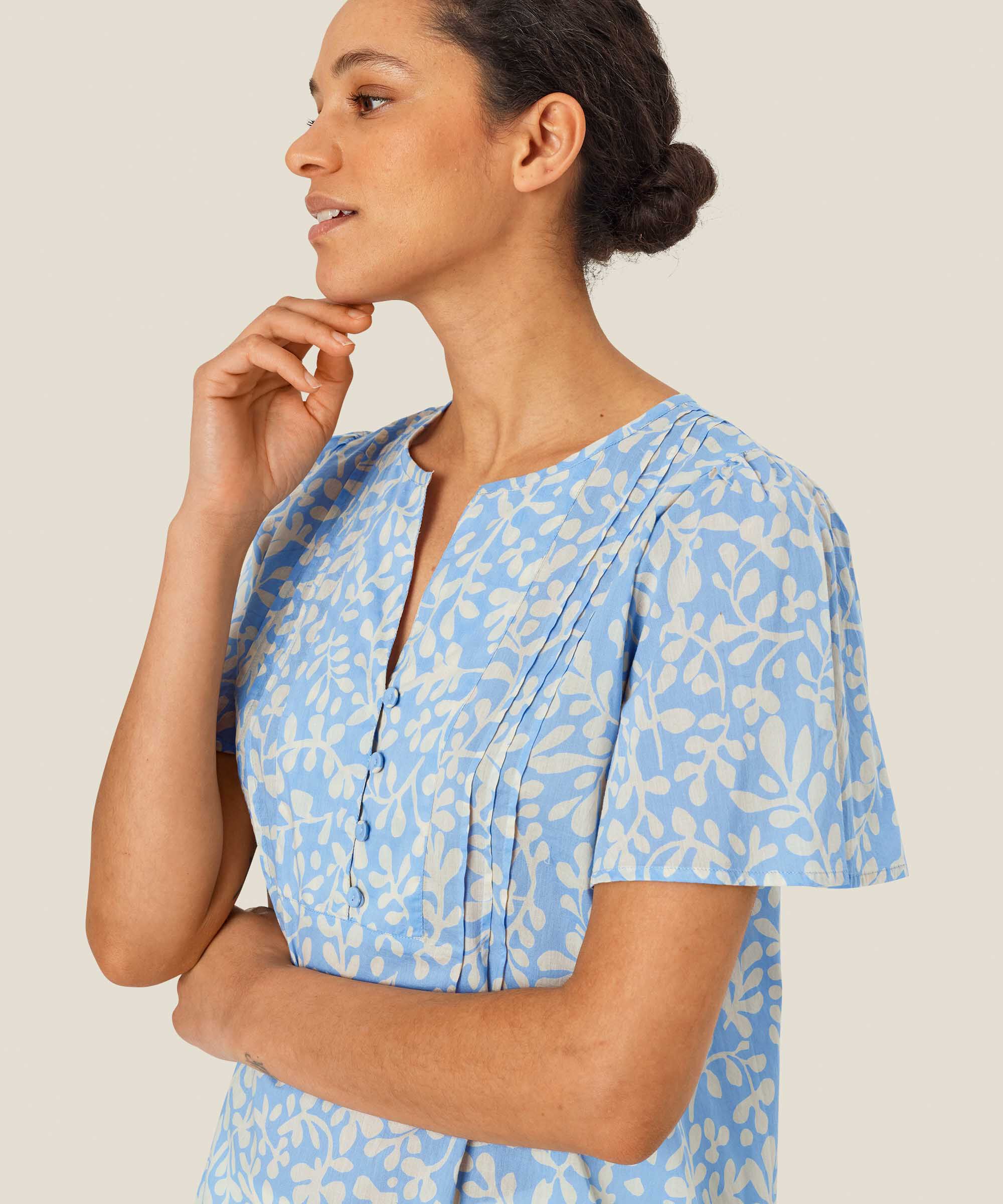 Delphia Blouse, Della Blue