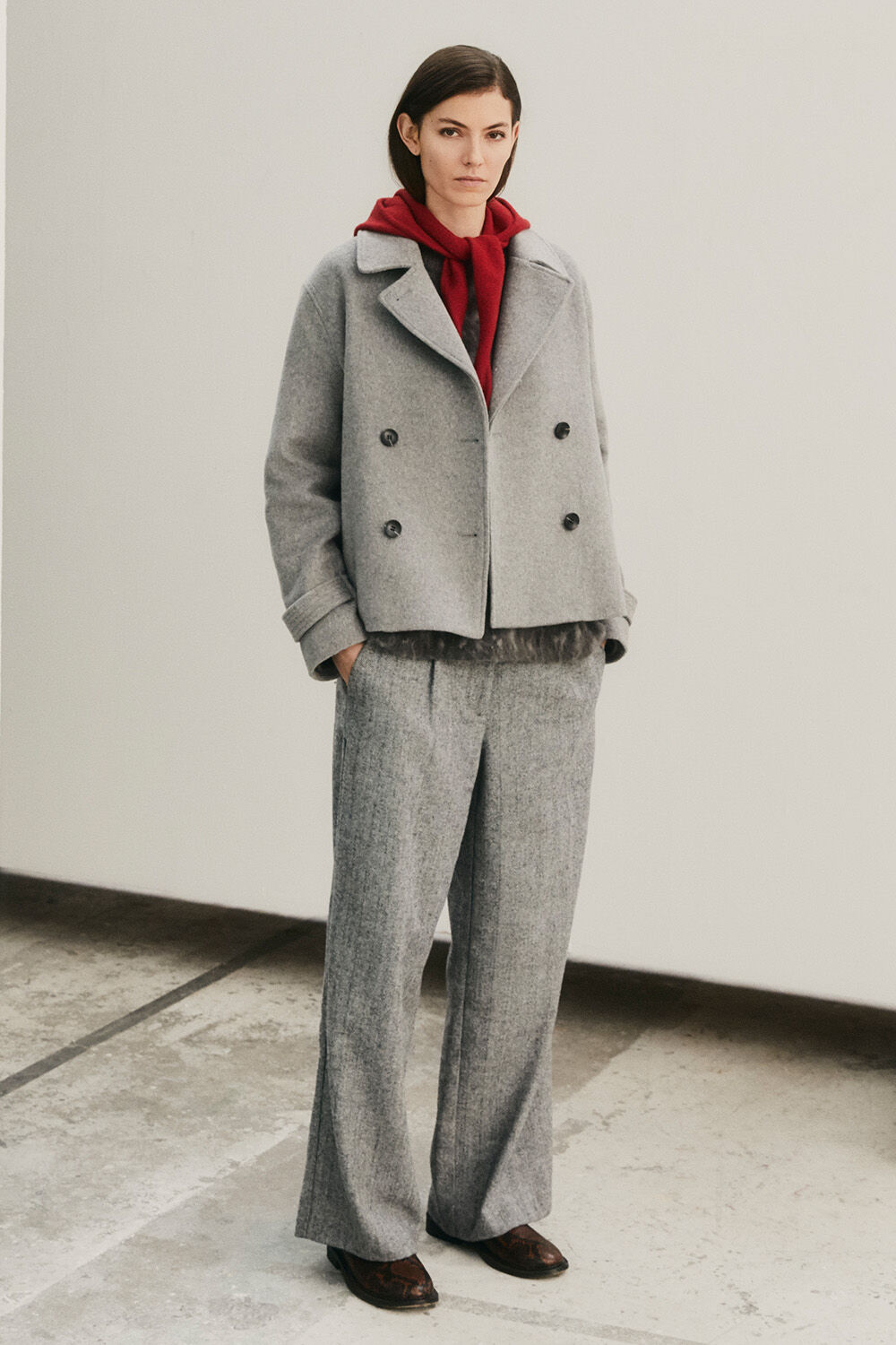 Tylvora Wool Jacket - M. Grey mel., Fionna Wool Top - Magnet, Pirethia Trousers - Black, Rhen Hooded Scarf - Tibetan Red