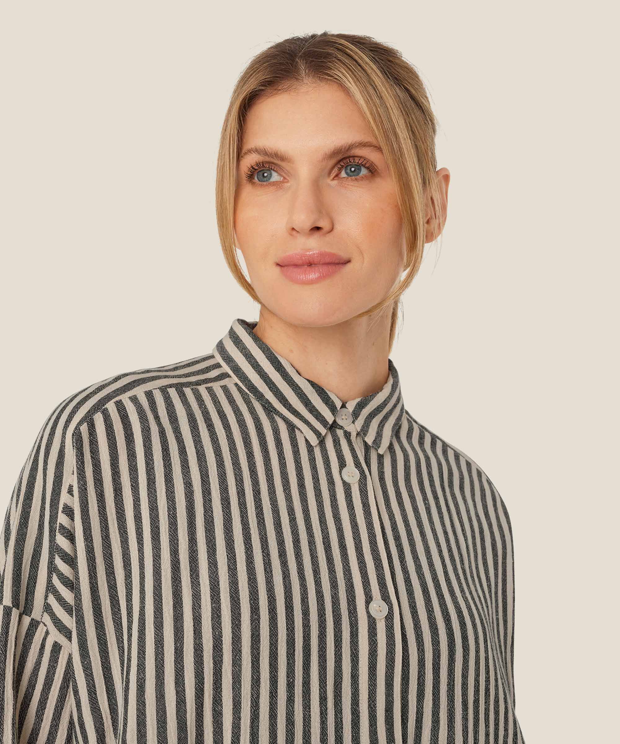 Ilze Shirt, Black