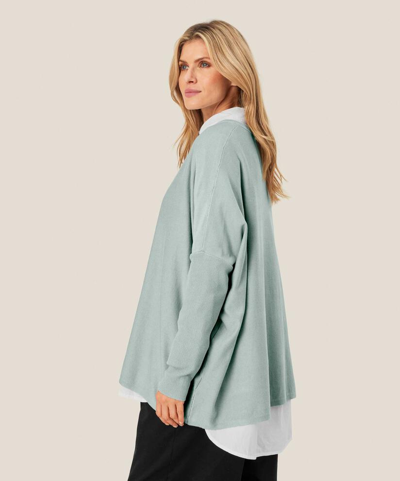 Fronia Jumper, Ether