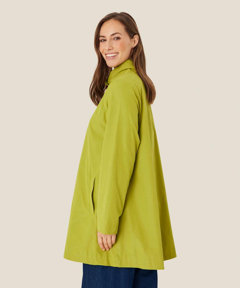 Teresa Coat, Oasis
