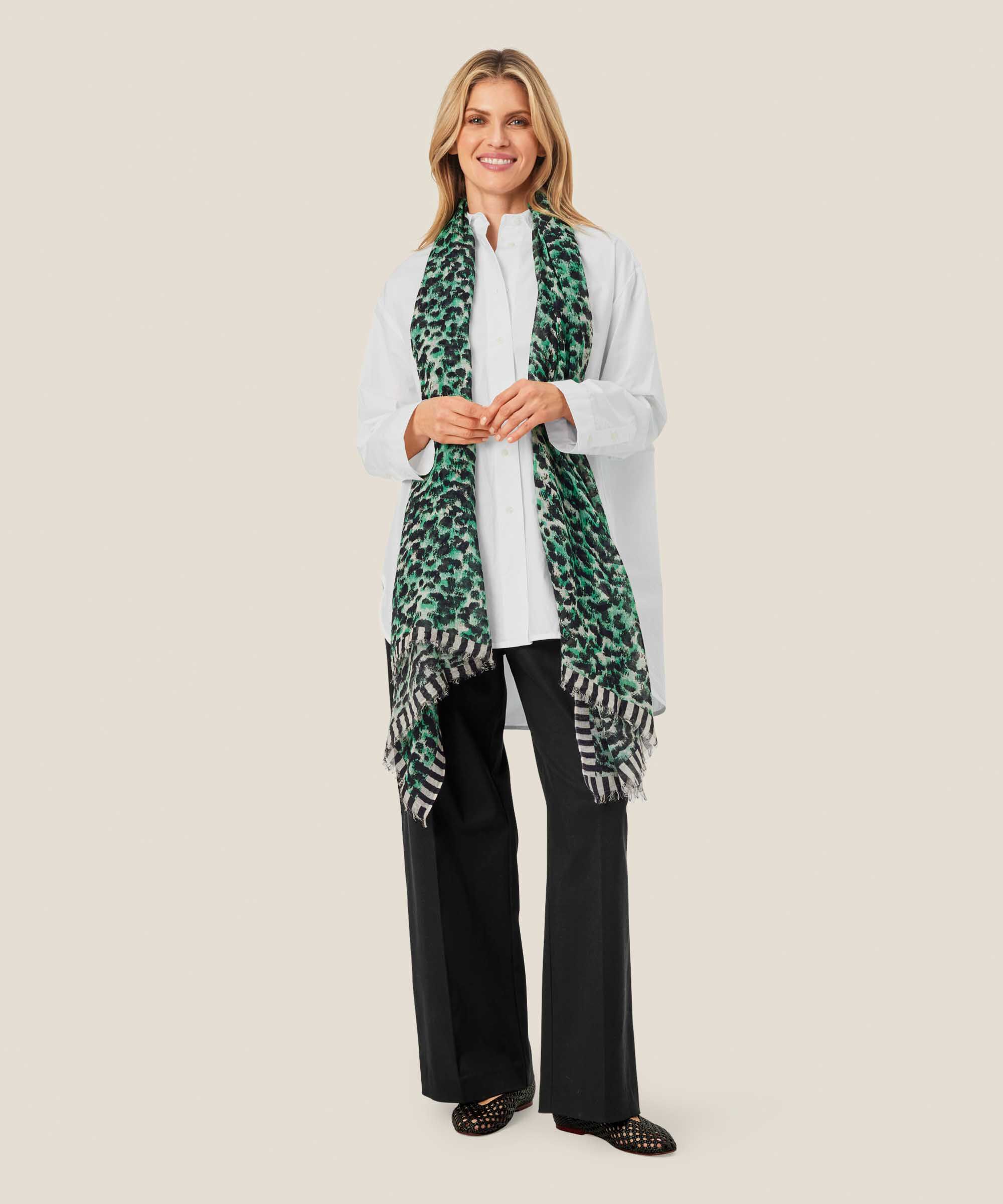 Abenna Scarf, Winter Green