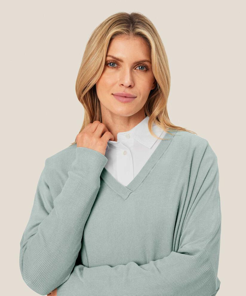 Fronia Jumper, Ether