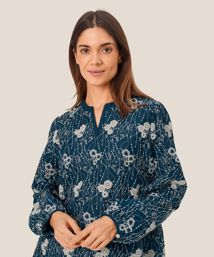 Dixie Blouse, Sargasso Sea
