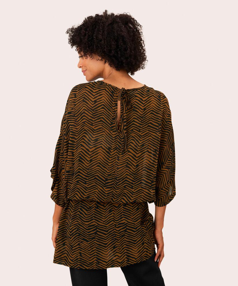 Godi Tunic, Monk's Robe