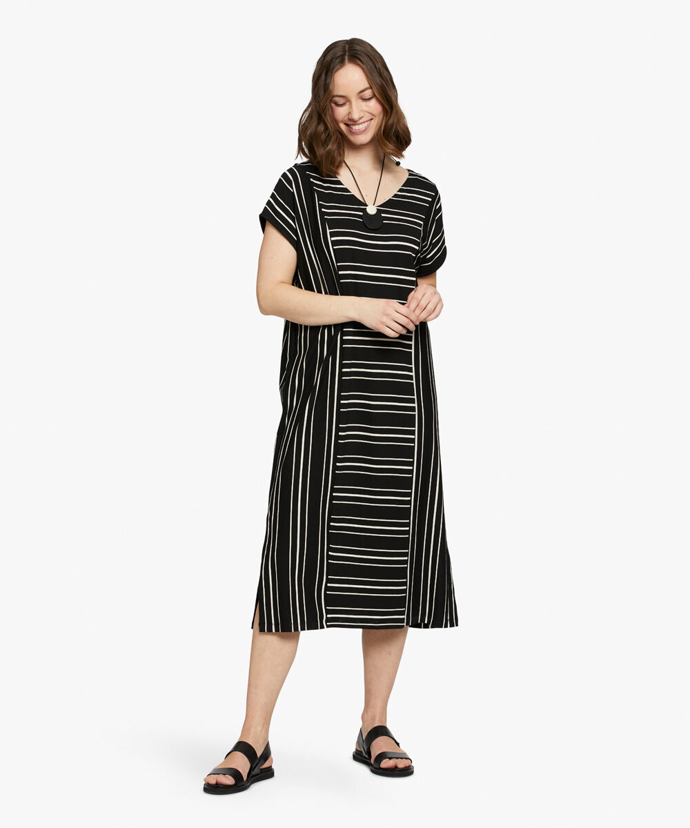 RADKA NECKLACE, Black