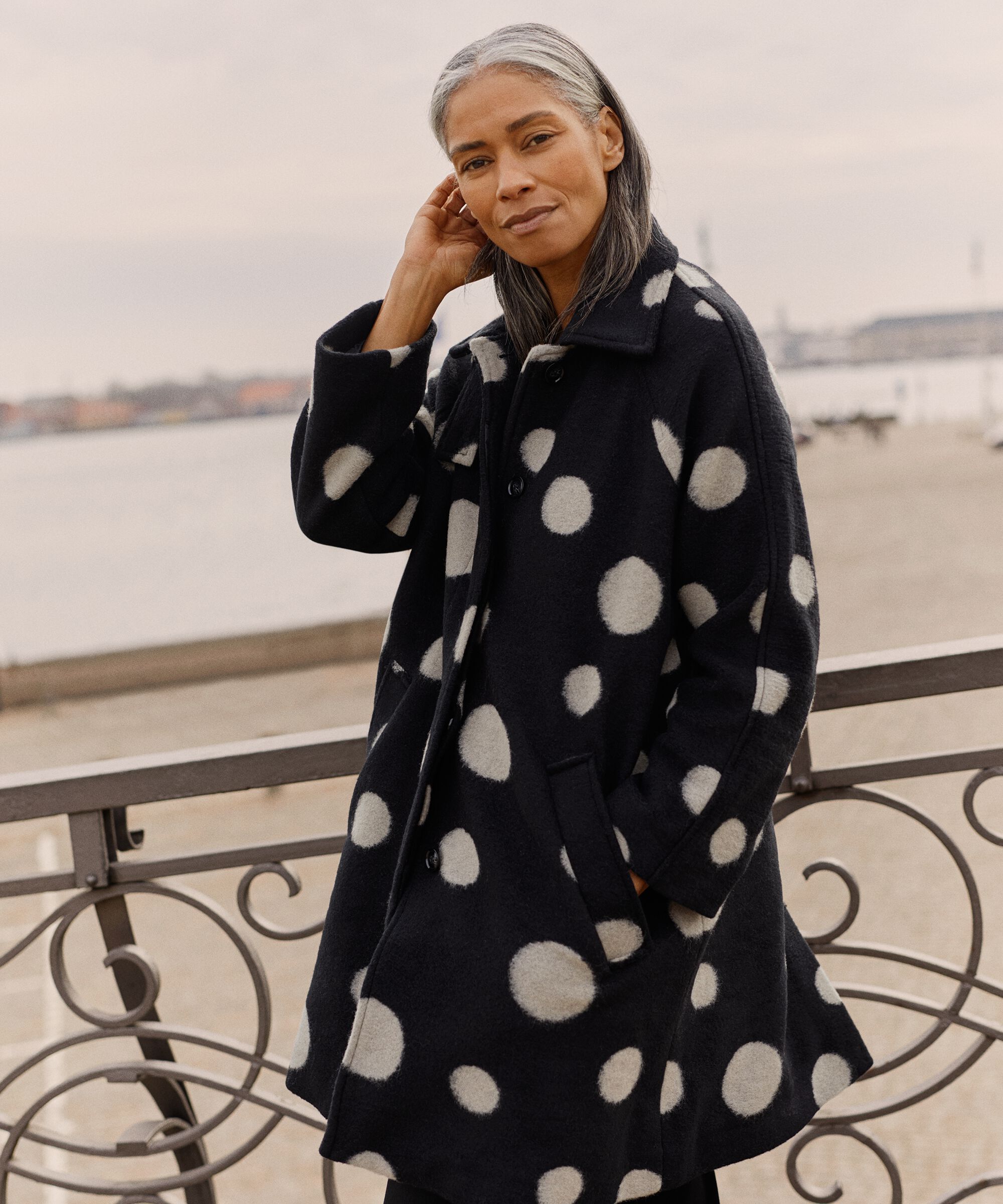 Tunila Wool Coat, Black