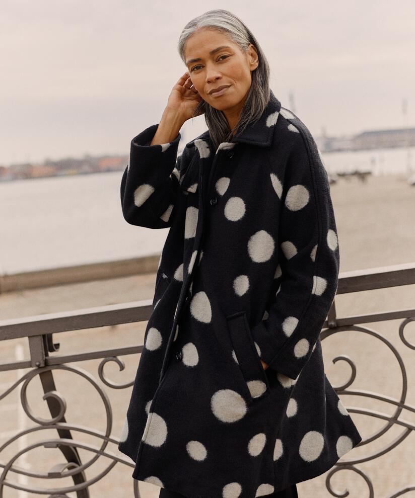 Tunila Wool Coat, Black