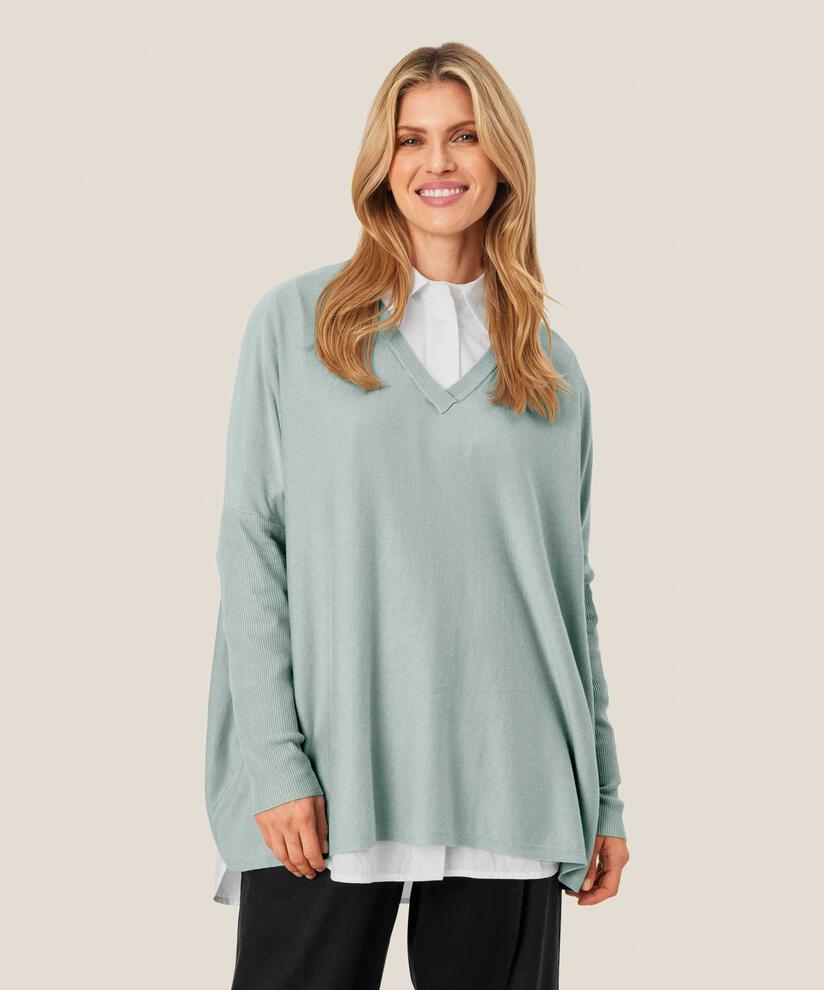 Fronia Jumper, Ether