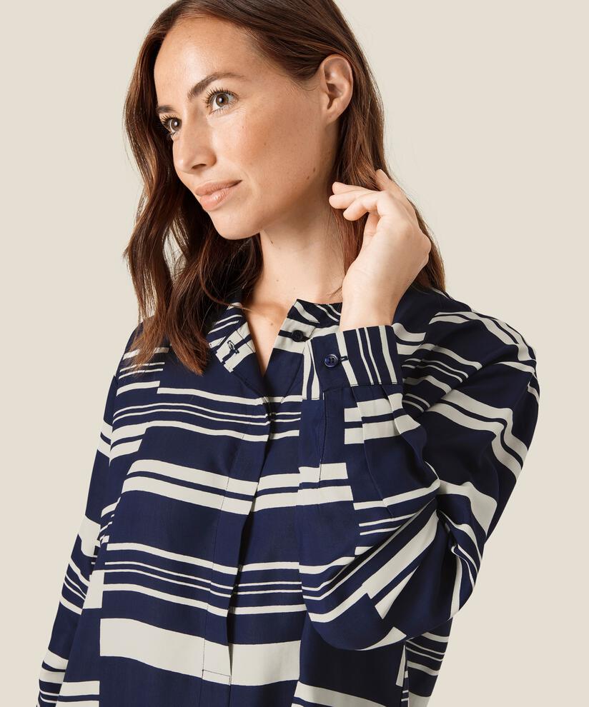 Gloria Tunic, Navy Blazer