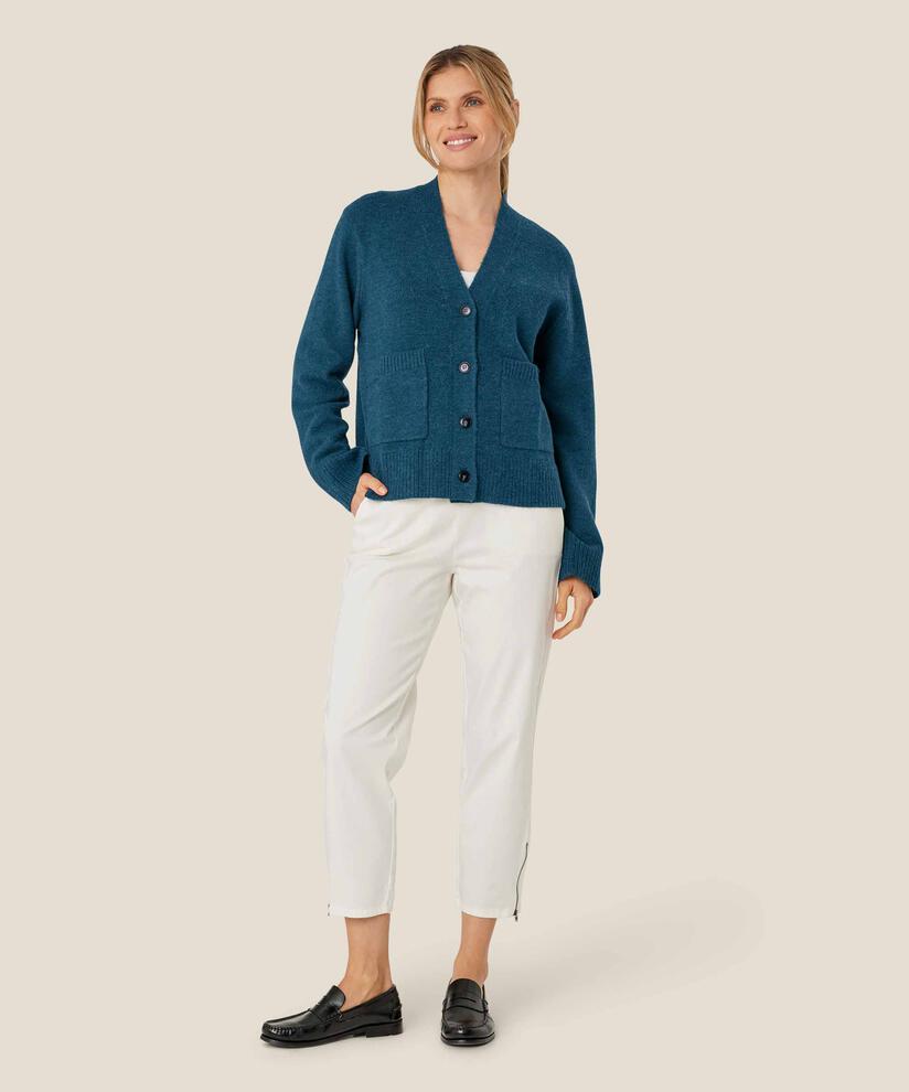 Lettie Cardigan, Reflect Pond