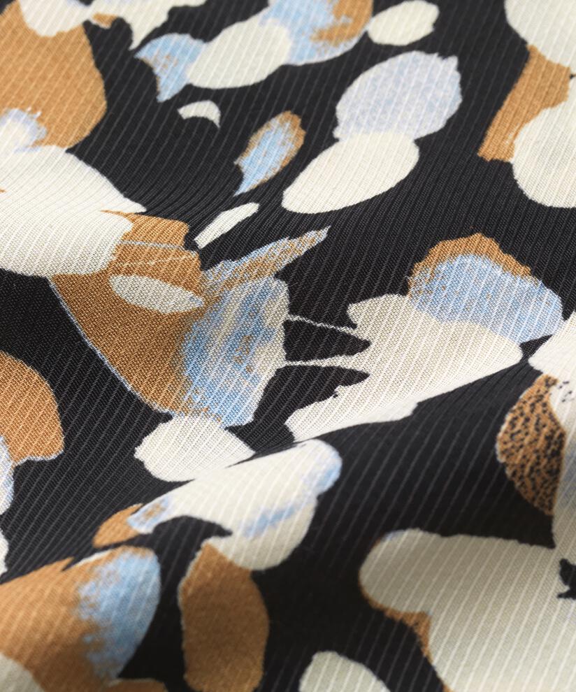 Darcel Top, Chipmunk