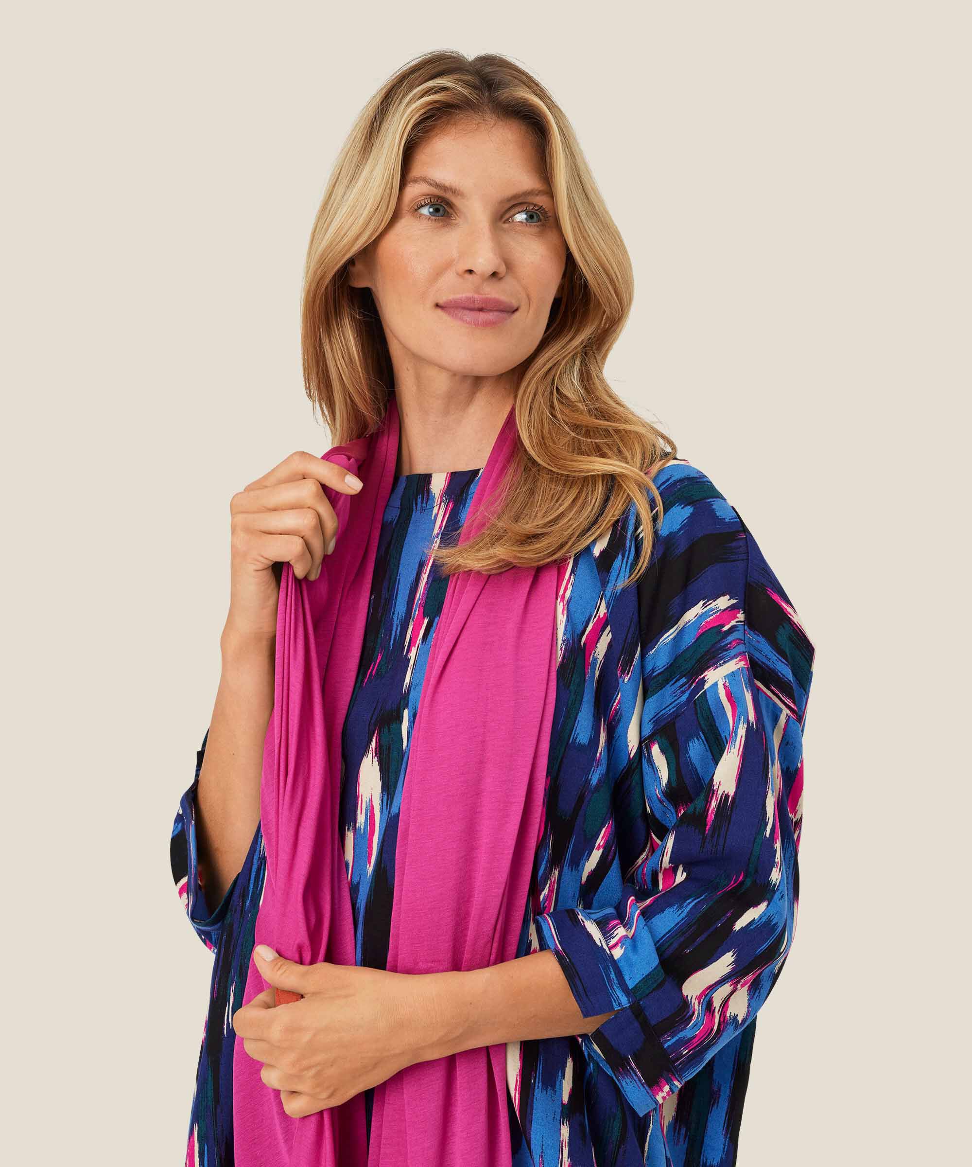 Amega JERSEY Scarf, Fuchsia Red