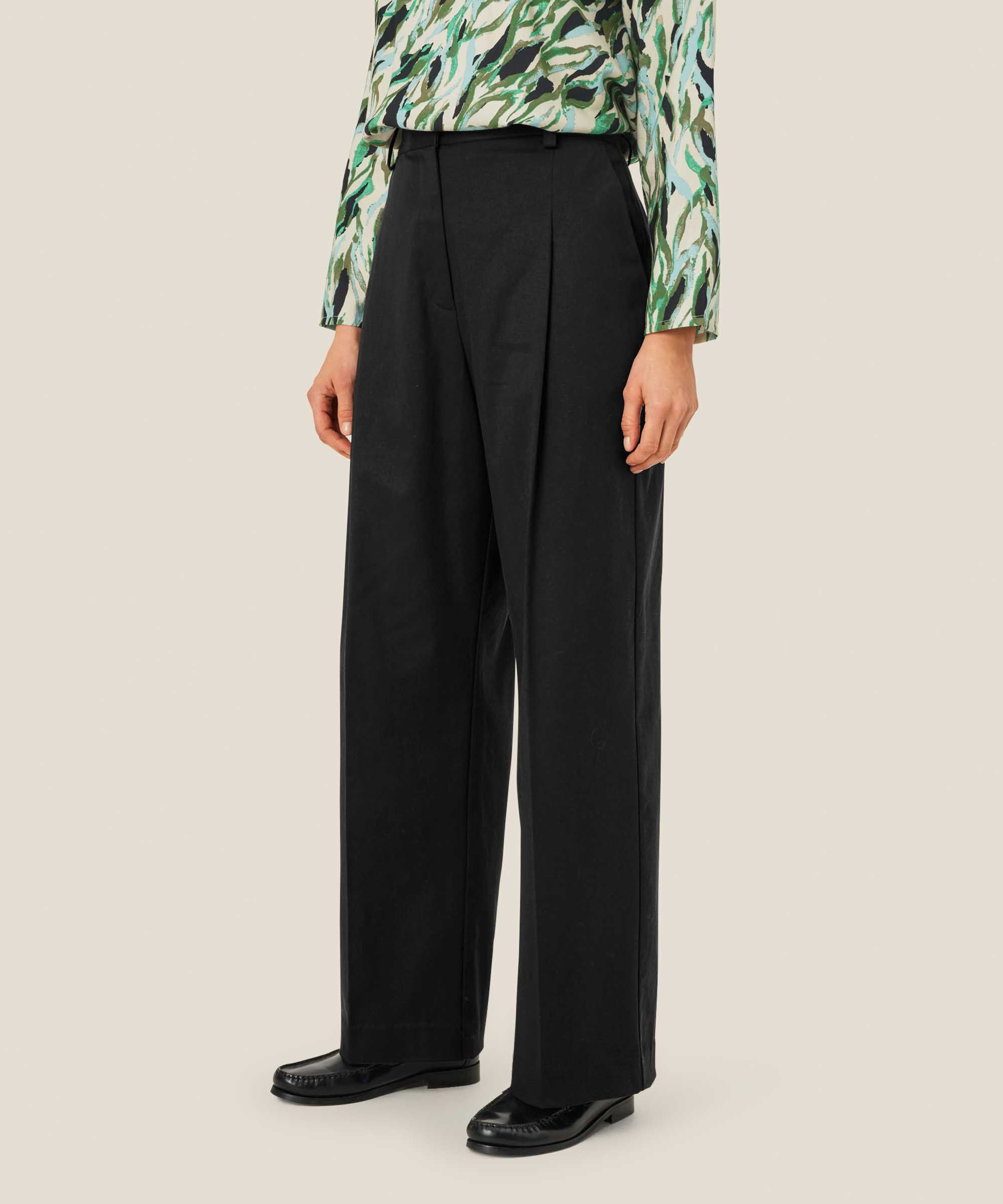 Pattigul Trousers, Black