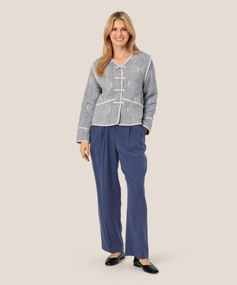 Jeine Jacket, Sargasso mel.