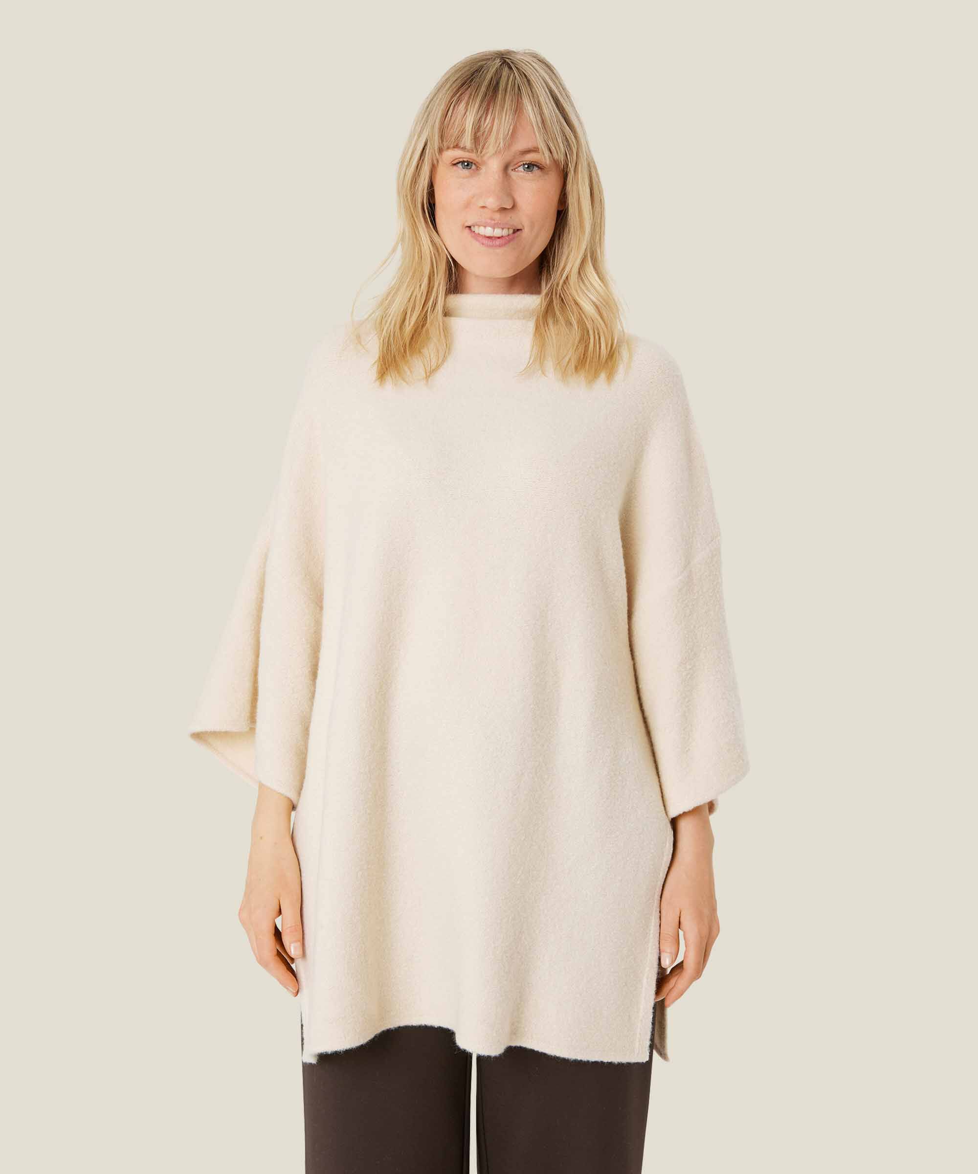 Faviola Jumper, Fog