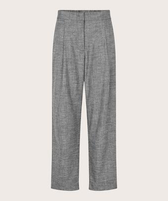 Pavithra Trousers, Black