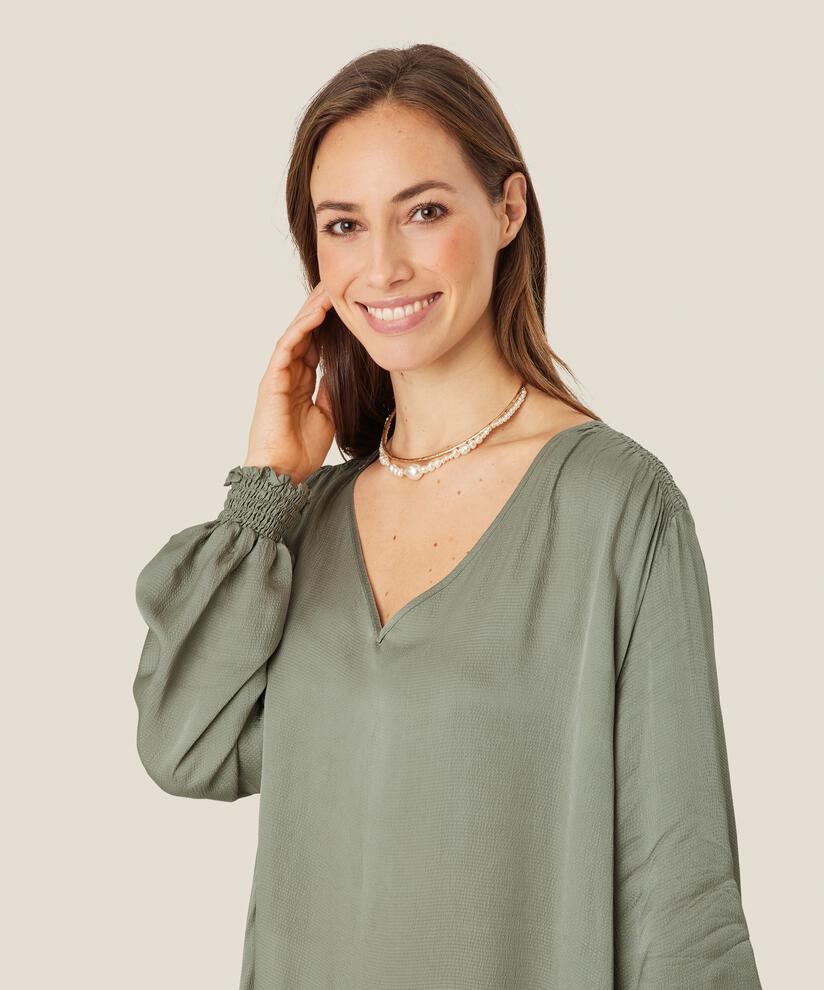 Resaba Necklace, Gold