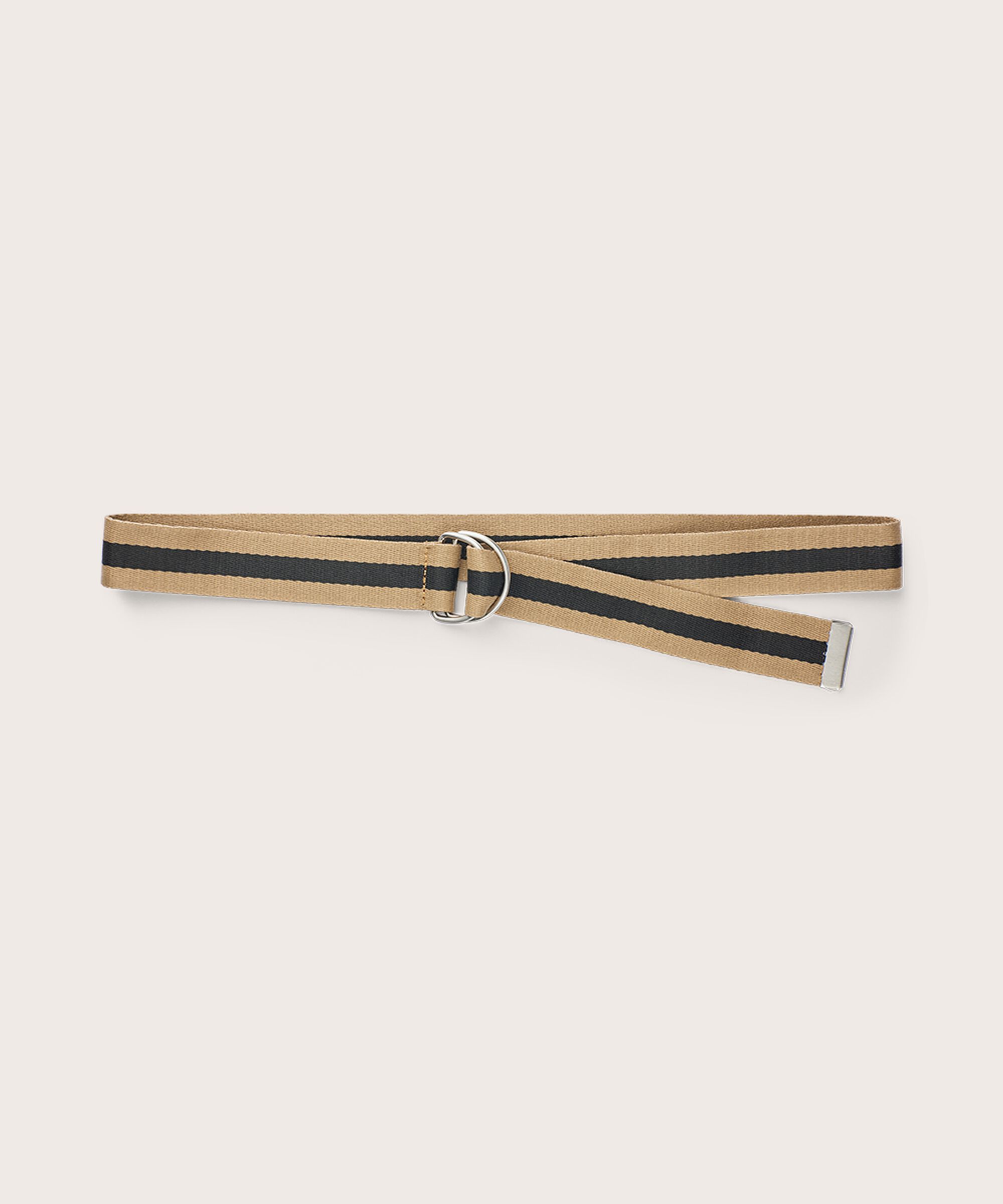 Rebia Belt, Safari