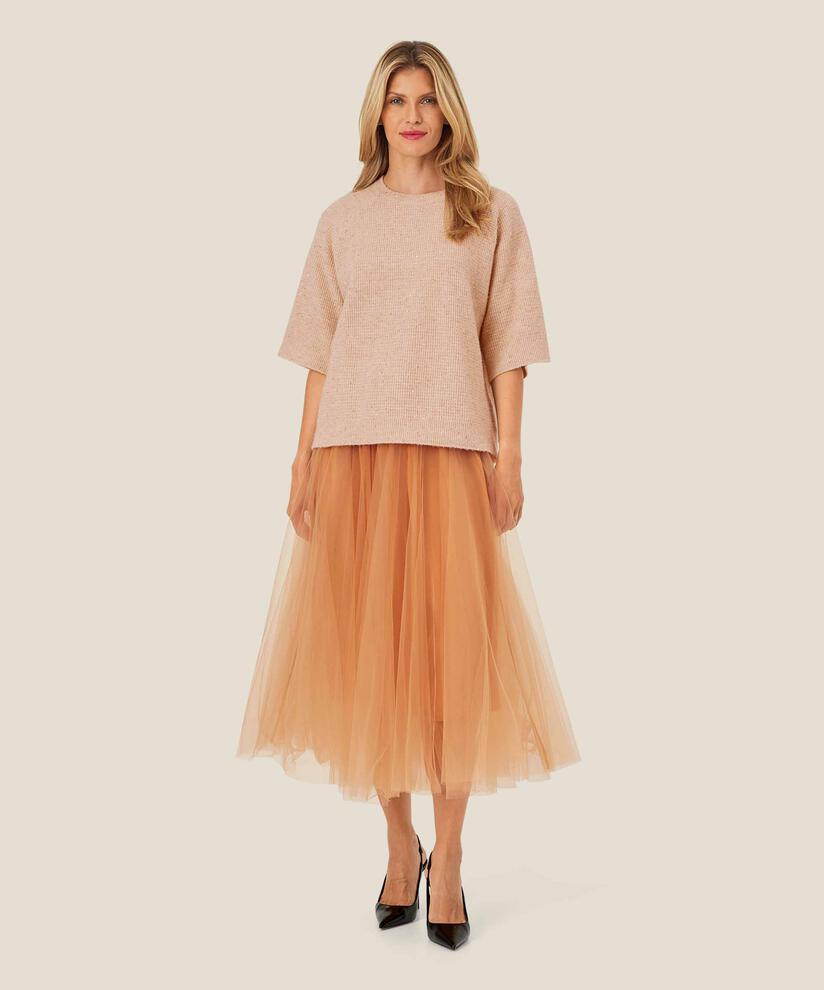 Farinna Jumper, Bisquit