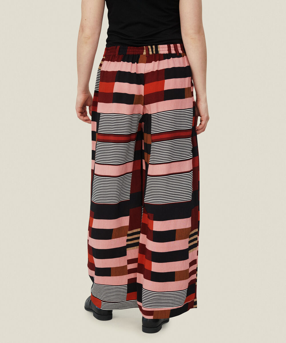 PERINUS TROUSERS, Chilli Pepper